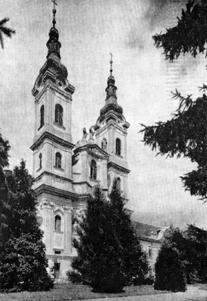Архитектура Словакии: Яссов. Премонстратский монастырь и церковь, 1765—1766 гг., Ф. Пильграм. Общий вид