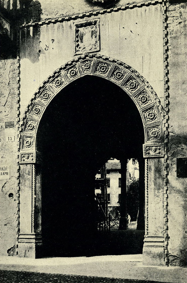 Виченца. Дворец графа Коллеони. Двери и порталы в итальянской архитектуре