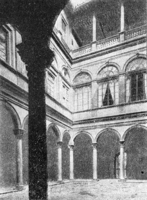 Архитектура эпохи Возрождения в Италии: Флоренция. Палаццо Строцци. Двор